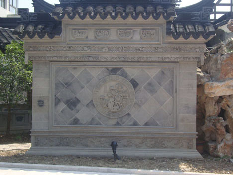 如何來(lái)辨別仿古木雕產(chǎn)品的優(yōu)劣